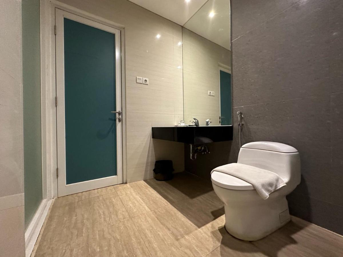 Yasmin Hotel Karawaci Тангеранг Экстерьер фото